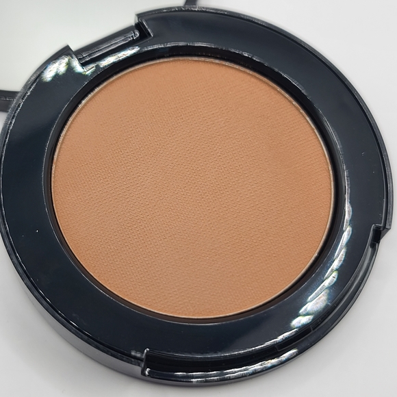 Too Faced Chocolate Soleil Matte Bronzer Medium/Deep Travel Size - Picture 3 of 5
